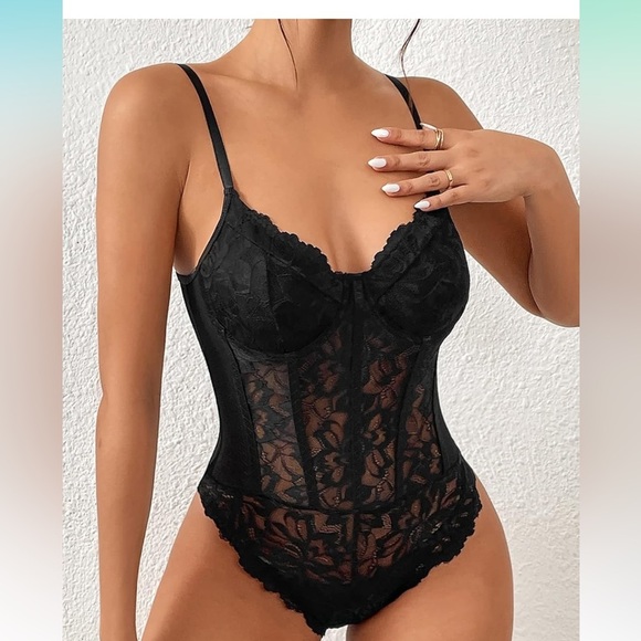 Women's Black Lace Sheer Bodysuit w/Spaghetti Straps. Size XS - Picture 4 of 6